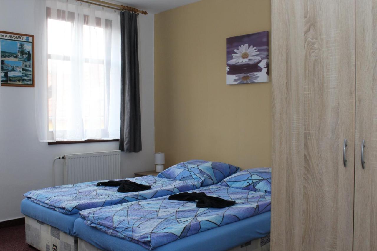 Penzion U Blanice Husinec  Экстерьер фото